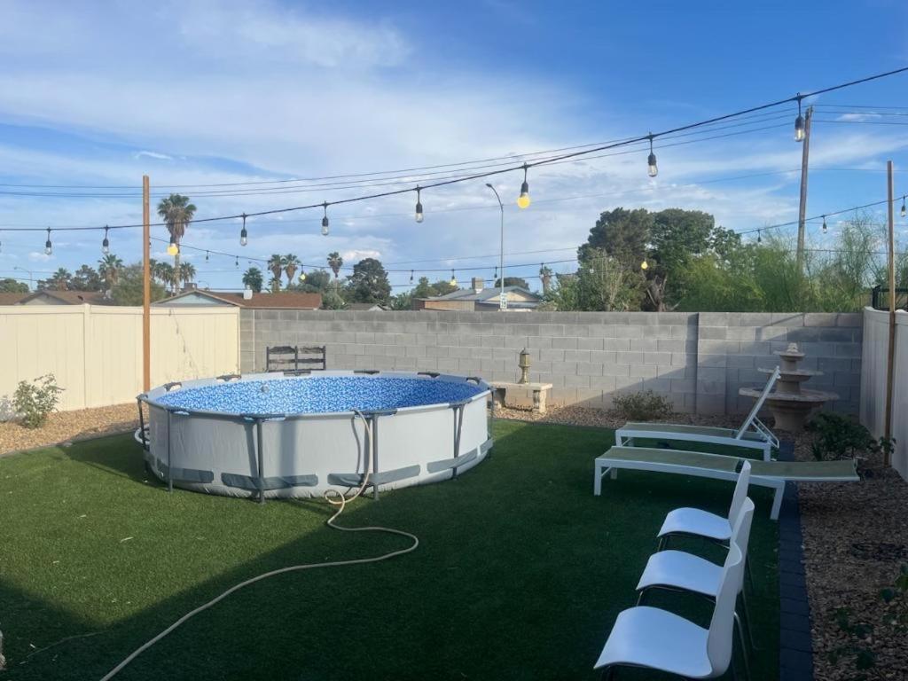 Vic'S 3 Bedroom 4Beds & Pool Centrally Located! Las Vegas Exterior foto
